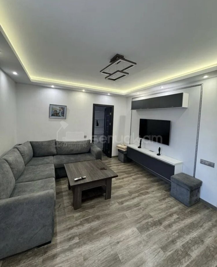 2 Սենյականոց Բնակարան, 50քմ, 8/9 հարկ, Դիզայներական Վերանորոգված, Կահավորված, Արևկող