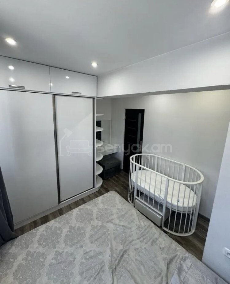 2 Սենյականոց Բնակարան, 50քմ, 8/9 հարկ, Դիզայներական Վերանորոգված, Կահավորված, Արևկող