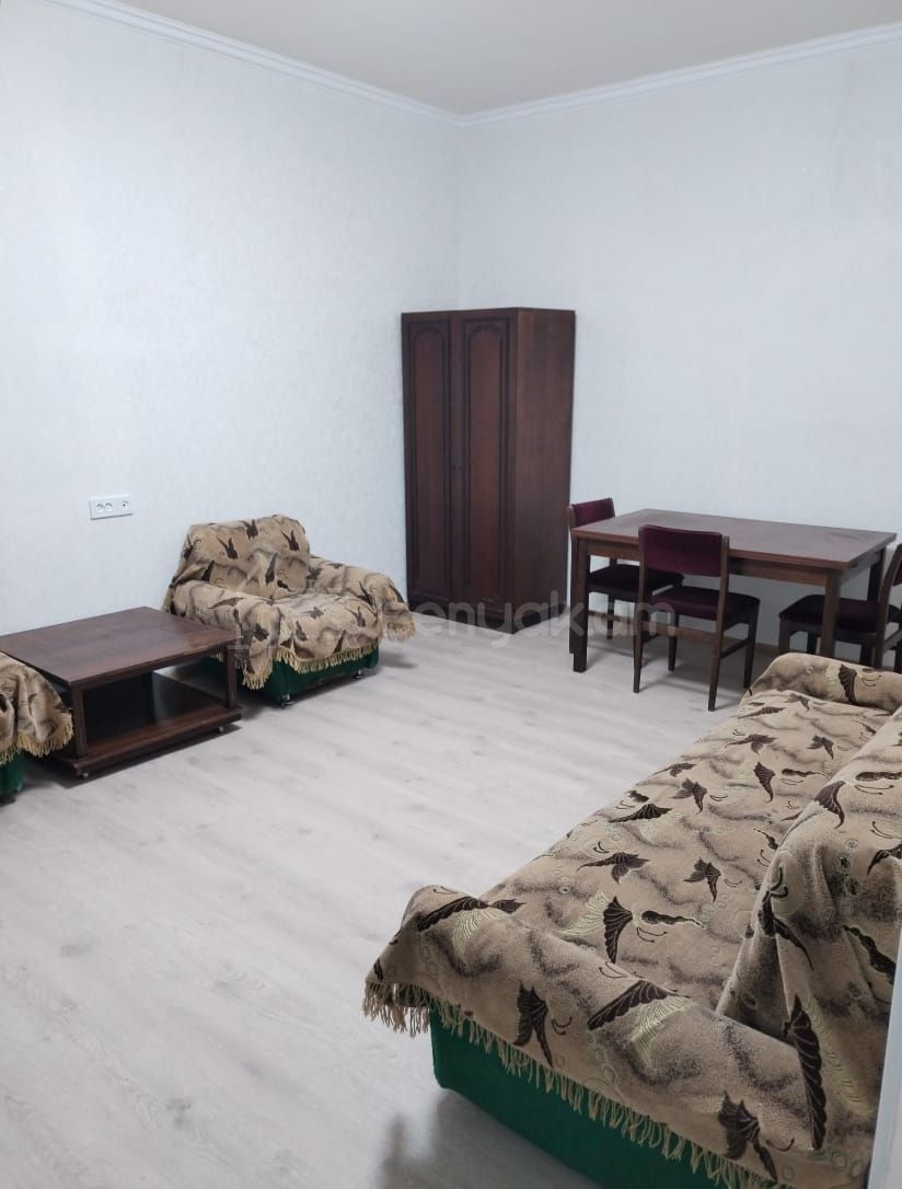 1 Սենյականոց Բնակարան Քարե Շենքում, 35քմ, 1/5 հարկ, Կապիտալ Վերանորոգված