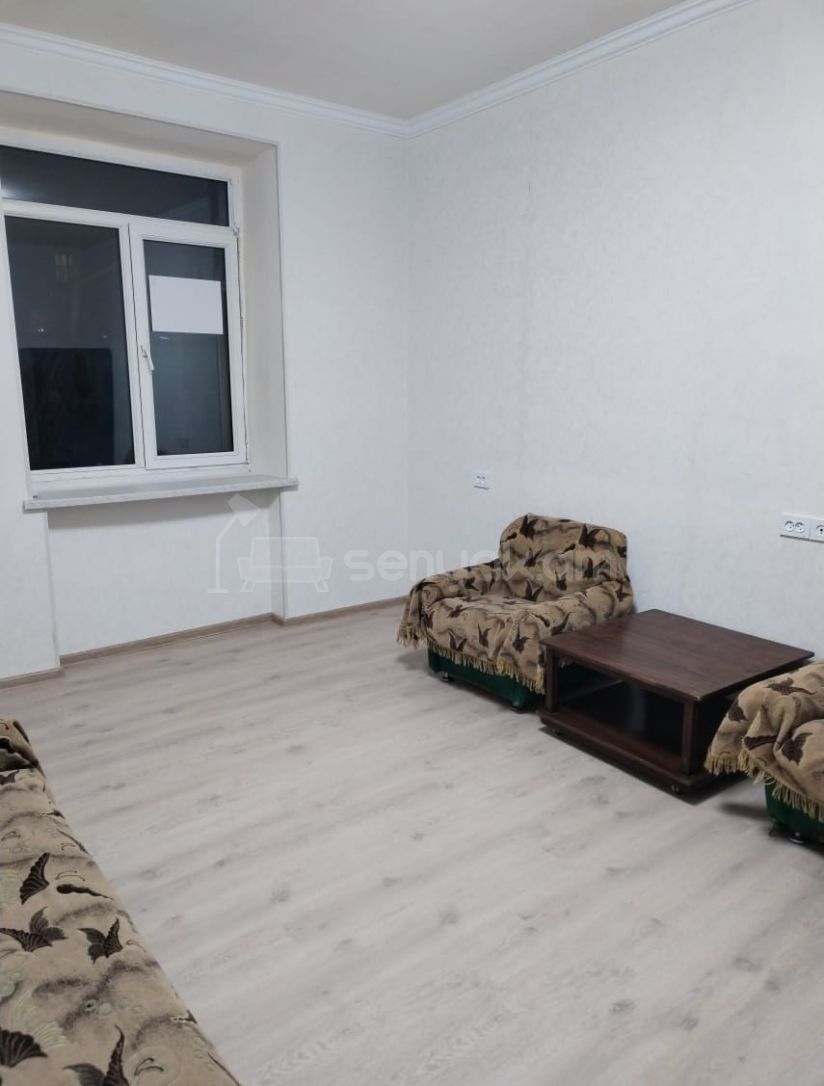 1 Սենյականոց Բնակարան Քարե Շենքում, 35քմ, 1/5 հարկ, Կապիտալ Վերանորոգված