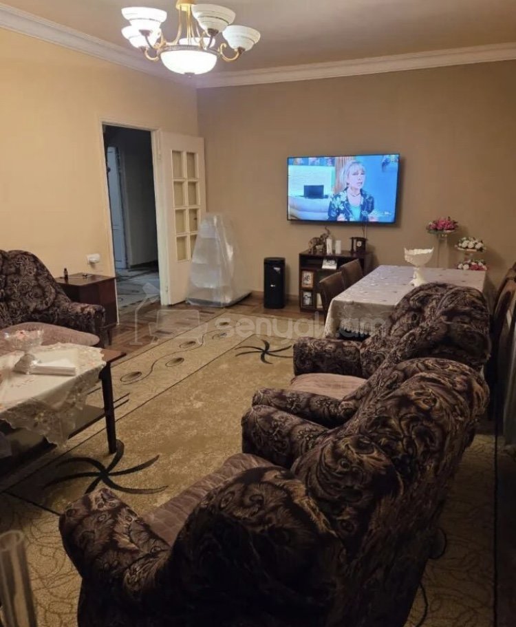 3 Սենյականոց Բնակարան, 76քմ, 6/9 հարկ, Նորմալ Վիճակում