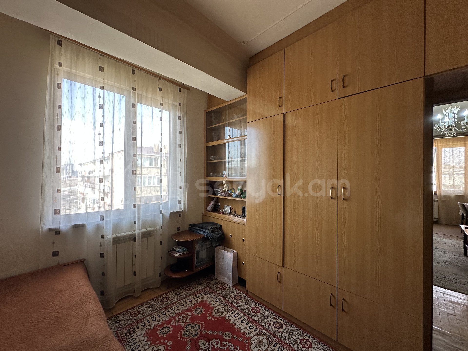 3 Սենյականոց Բնակարան Քարե Շենքում, 65քմ, 5/5 հարկ, Կոսմետիկ Վերանորոգված