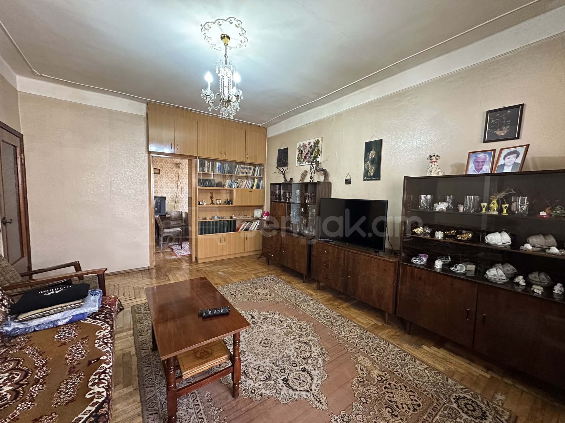 3 Սենյականոց Բնակարան Քարե Շենքում, 65քմ, 5/5 հարկ, Կոսմետիկ Վերանորոգված