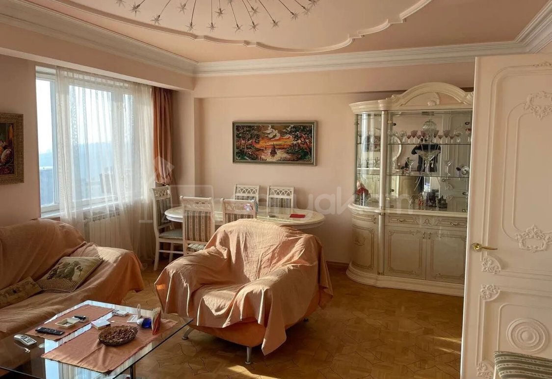 3 Սենյականոց Բնակարան, 81քմ, 5/10 հարկ, Կապիտալ Վերանորոգված