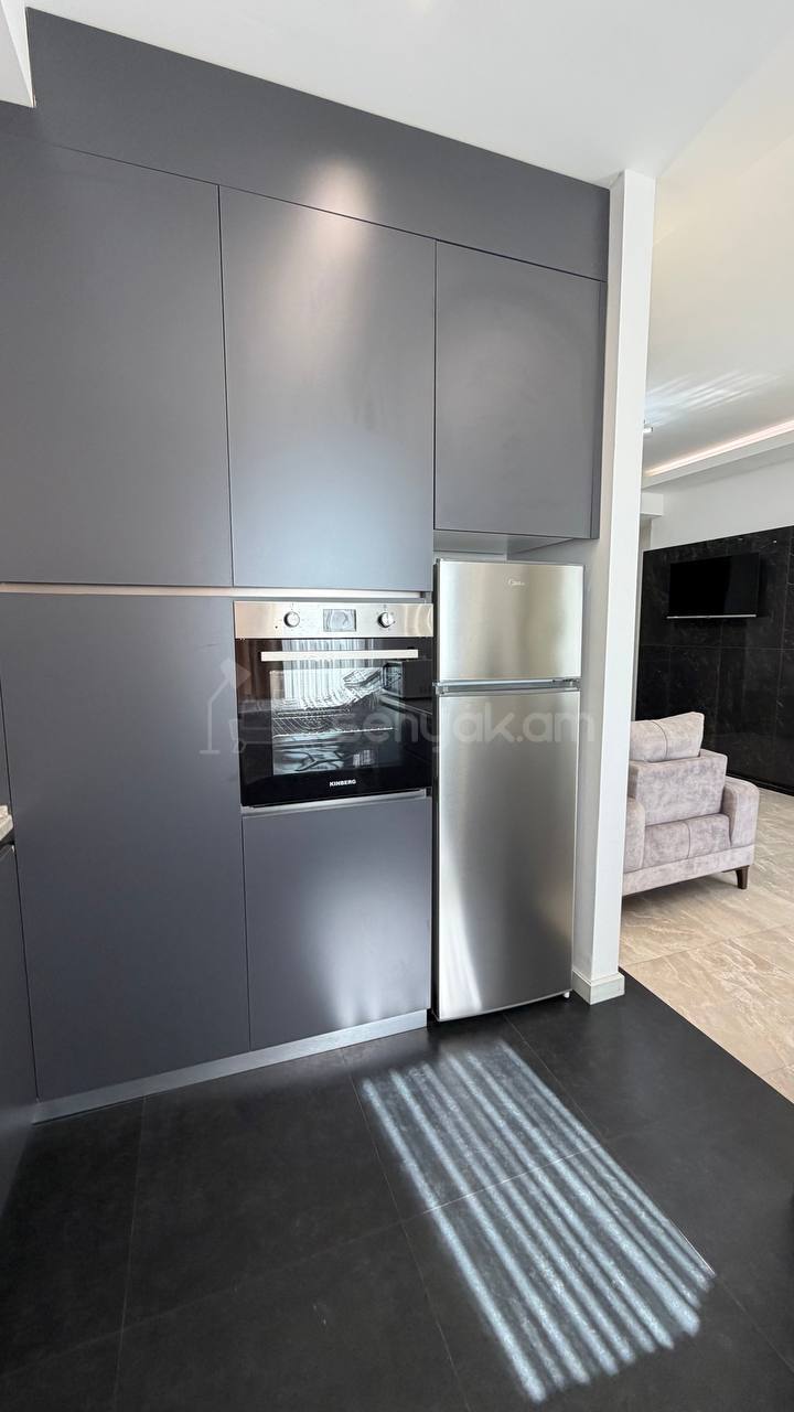 3 Սենյականոց Բնակարան Նորակառույցում, 110քմ, 12/16 հարկ, Դիզայներական Վերանորոգված, Կահավորված