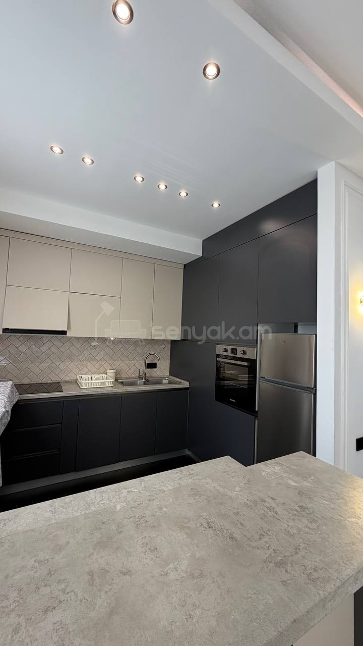 3 Սենյականոց Բնակարան Նորակառույցում, 110քմ, 12/16 հարկ, Դիզայներական Վերանորոգված, Կահավորված