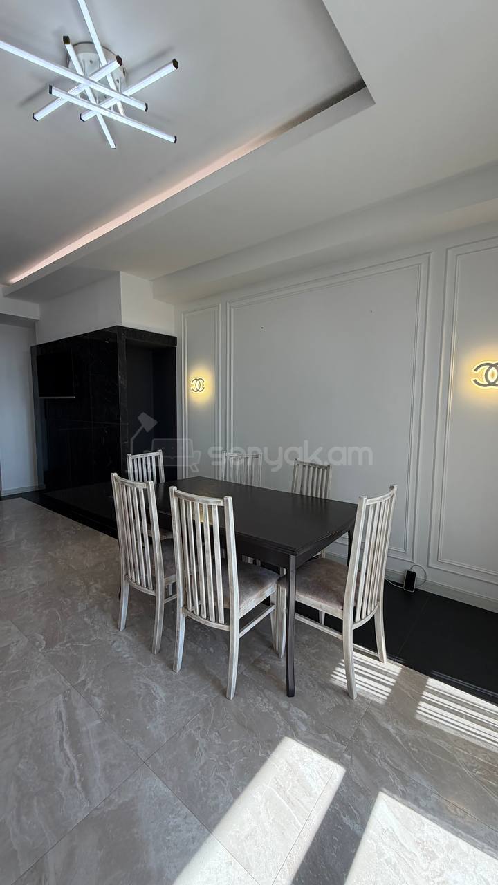 3 Սենյականոց Բնակարան Նորակառույցում, 110քմ, 12/16 հարկ, Դիզայներական Վերանորոգված, Կահավորված