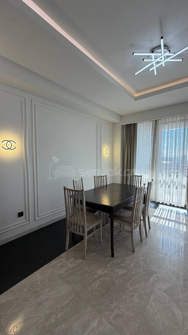 3 Սենյականոց Բնակարան Նորակառույցում, 110քմ, 12/16 հարկ, Դիզայներական Վերանորոգված, Կահավորված