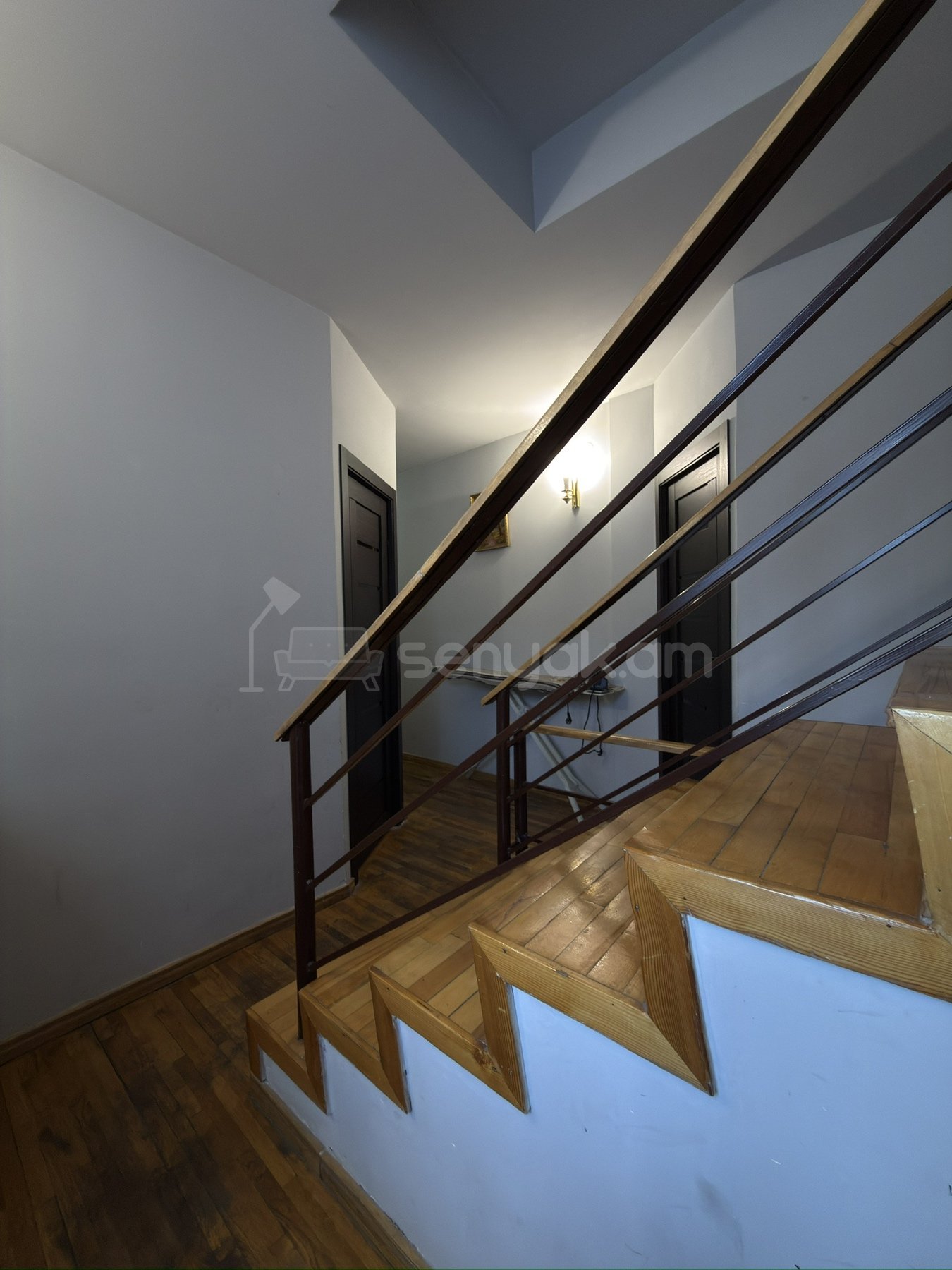 4 Սենյականոց Սեփական Տուն, 146քմ, Կապիտալ Վերանորոգված