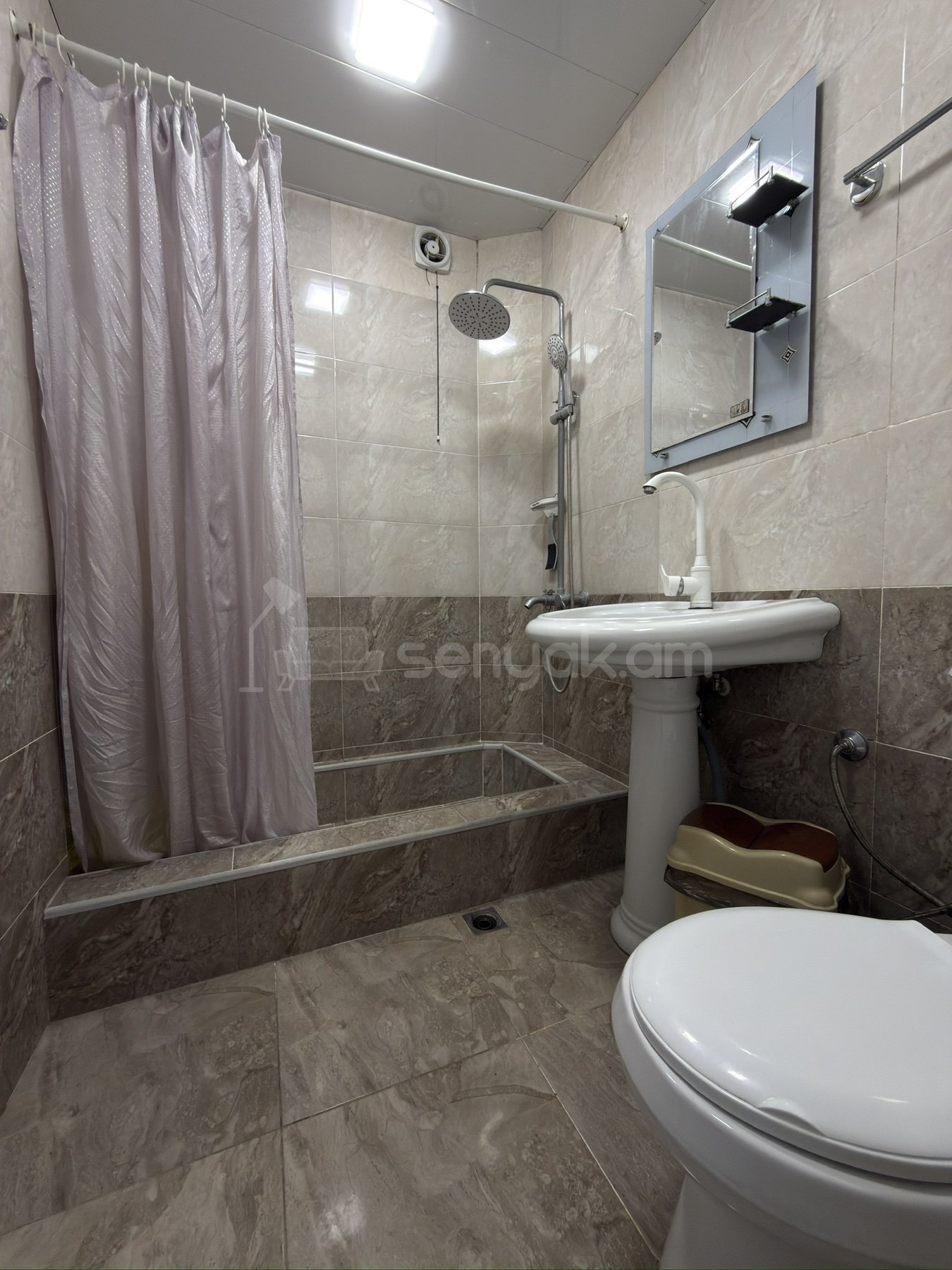 4 Սենյականոց Սեփական Տուն, 148քմ, Կապիտալ Վերանորոգված