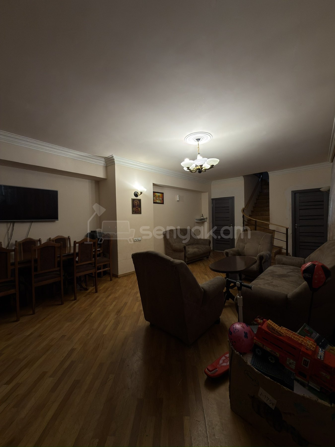 4 Սենյականոց Սեփական Տուն, 148քմ, Կապիտալ Վերանորոգված