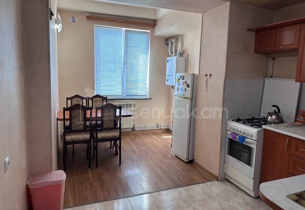 3 Սենյականոց Բնակարան, 89քմ, 8/9 հարկ, Կապիտալ Վերանորոգված