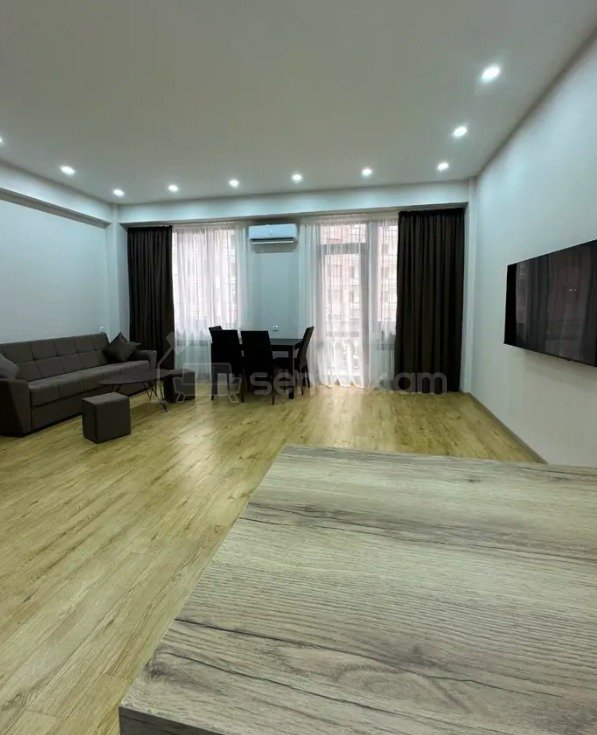 2 Սենյականոց Բնակարան Նորակառույցում, 58քմ, 2/10 հարկ, Դիզայներական Վերանորոգված, Կահավորված