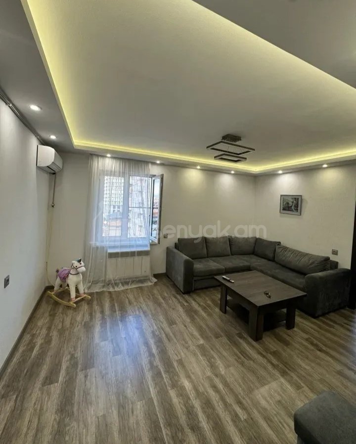 2 Սենյականոց Բնակարան, 50քմ, 8/9 հարկ, Դիզայներական Վերանորոգված, Կահավորված