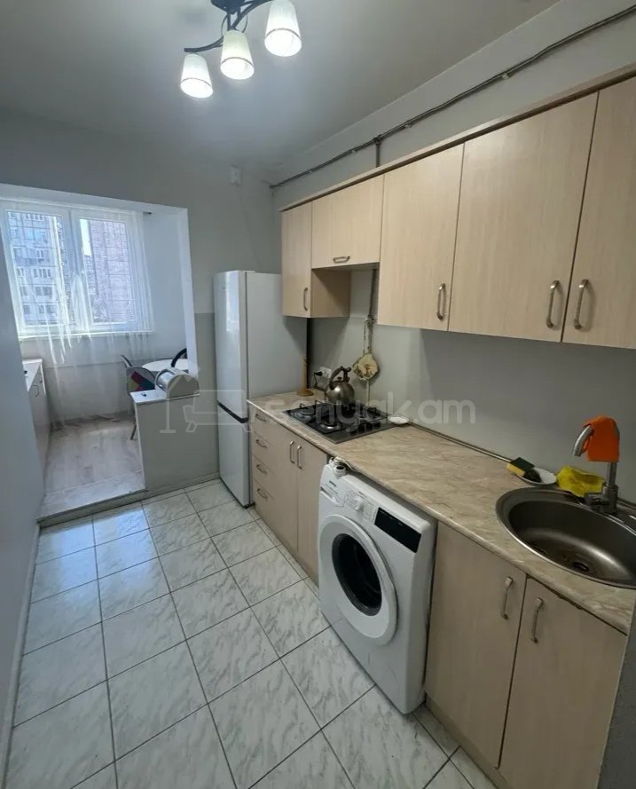 2 Սենյականոց Բնակարան, 50քմ, 8/9 հարկ, Դիզայներական Վերանորոգված, Կահավորված