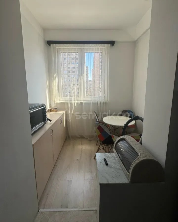 2 Սենյականոց Բնակարան, 50քմ, 8/9 հարկ, Դիզայներական Վերանորոգված, Կահավորված