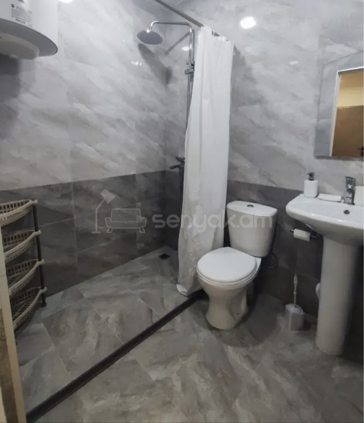 2 Սենյականոց Բնակարան Քարե Շենքում, 48քմ, 1/1 հարկ, Կապիտալ Վերանորոգված, Կահավորված