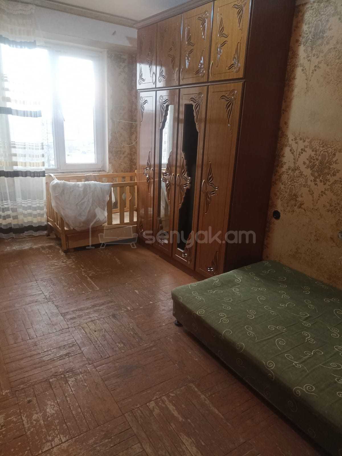 2 Սենյականոց Բնակարան Քարե Շենքում, 36քմ, 7/8 հարկ, Պետական Վիճակում, Կահավորված, Արևկող