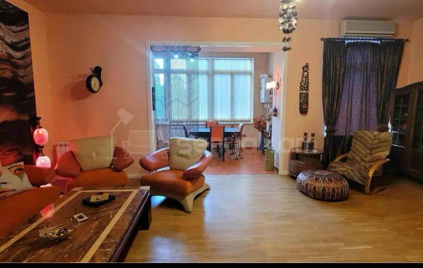 2 Սենյականոց Բնակարան Քարե Շենքում, 85քմ, 2/4 հարկ, Դիզայներական Վերանորոգված, Կահավորված