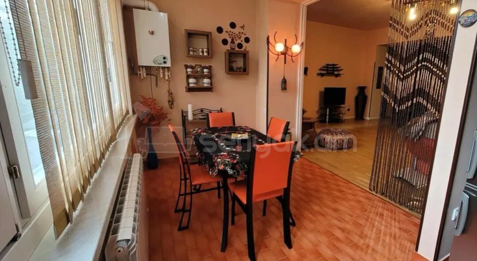 2 Սենյականոց Բնակարան Քարե Շենքում, 85քմ, 2/4 հարկ, Դիզայներական Վերանորոգված, Կահավորված