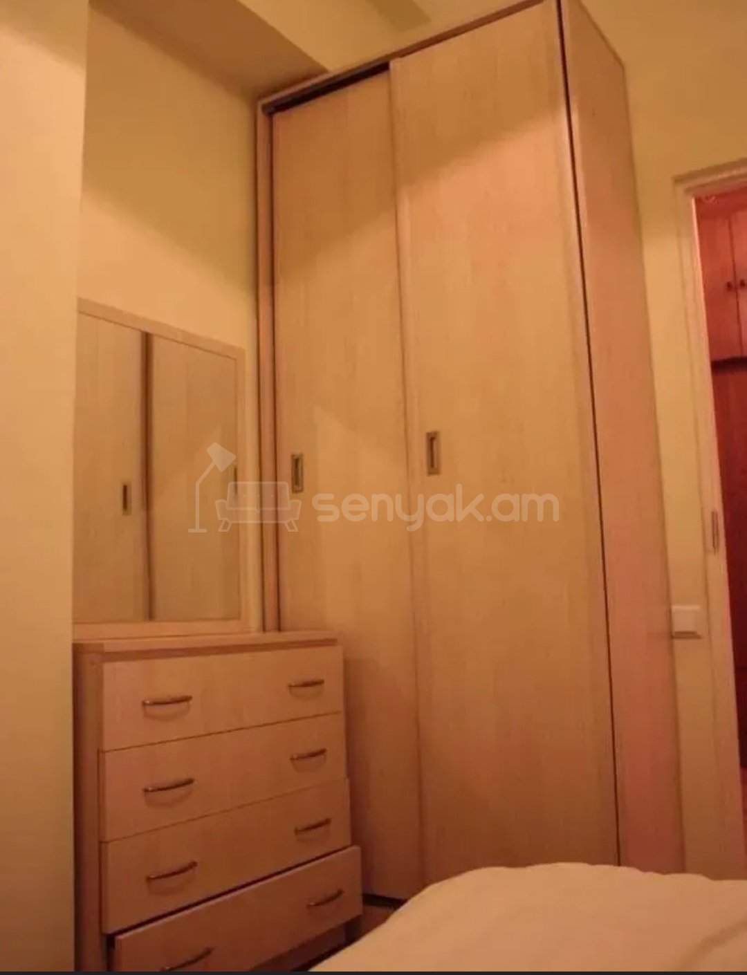 2 Սենյականոց Բնակարան, 42քմ, 2/9 հարկ, Նորմալ Վիճակում, Կահավորված, Արևկող