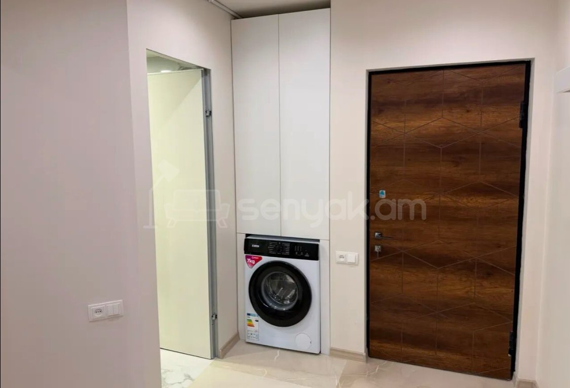 2 Սենյականոց Բնակարան Նորակառույցում, 50քմ, 9/12 հարկ, Կապիտալ Վերանորոգված, Կահավորված