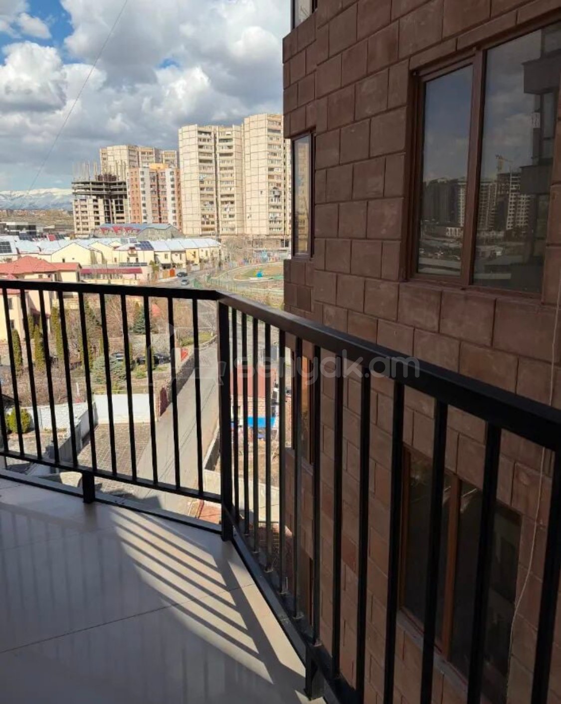 2 Սենյականոց Բնակարան Նորակառույցում, 50քմ, 9/12 հարկ, Կապիտալ Վերանորոգված, Կահավորված