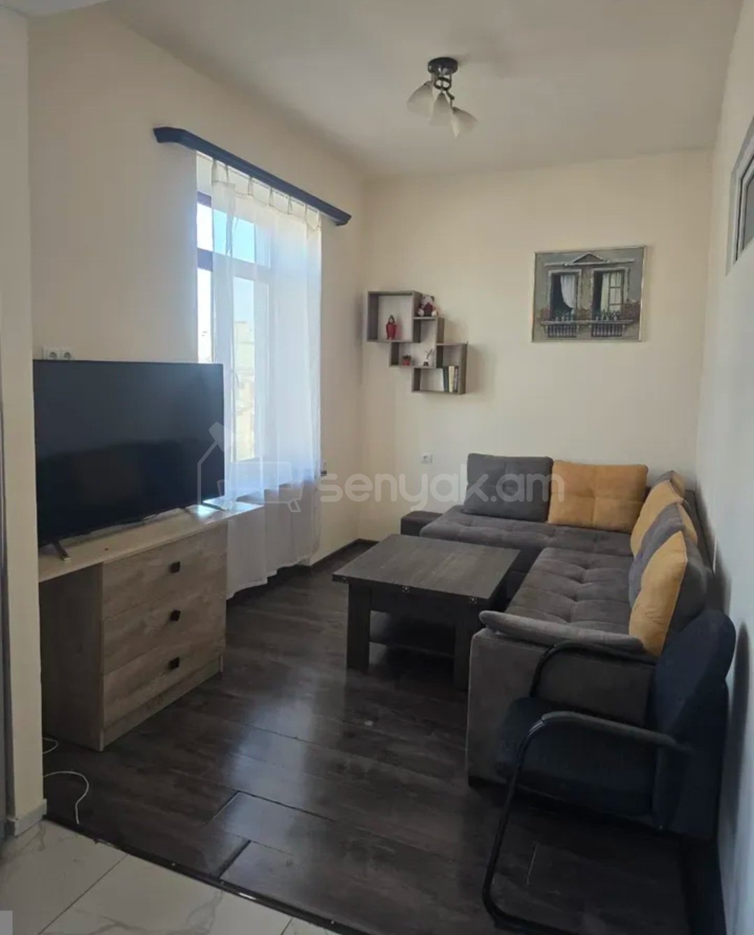 2 Սենյականոց Բնակարան Քարե Շենքում, 41քմ, 5/5 հարկ, Կապիտալ Վերանորոգված, Կահավորված, Արևկող