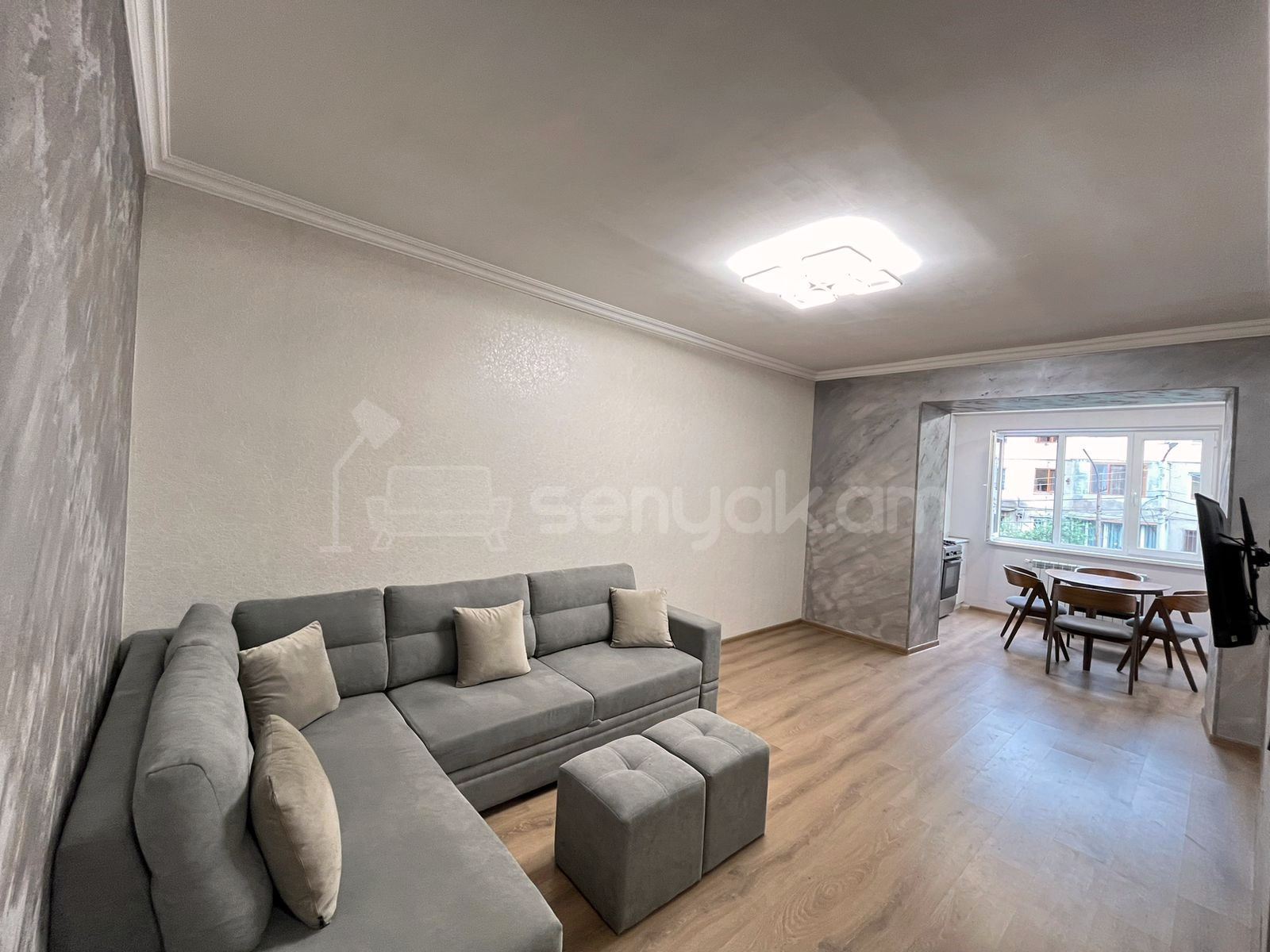 2 Սենյականոց Բնակարան Քարե Շենքում, 45քմ, 2/5 հարկ, Կապիտալ Վերանորոգված, Կահավորված, Արևկող