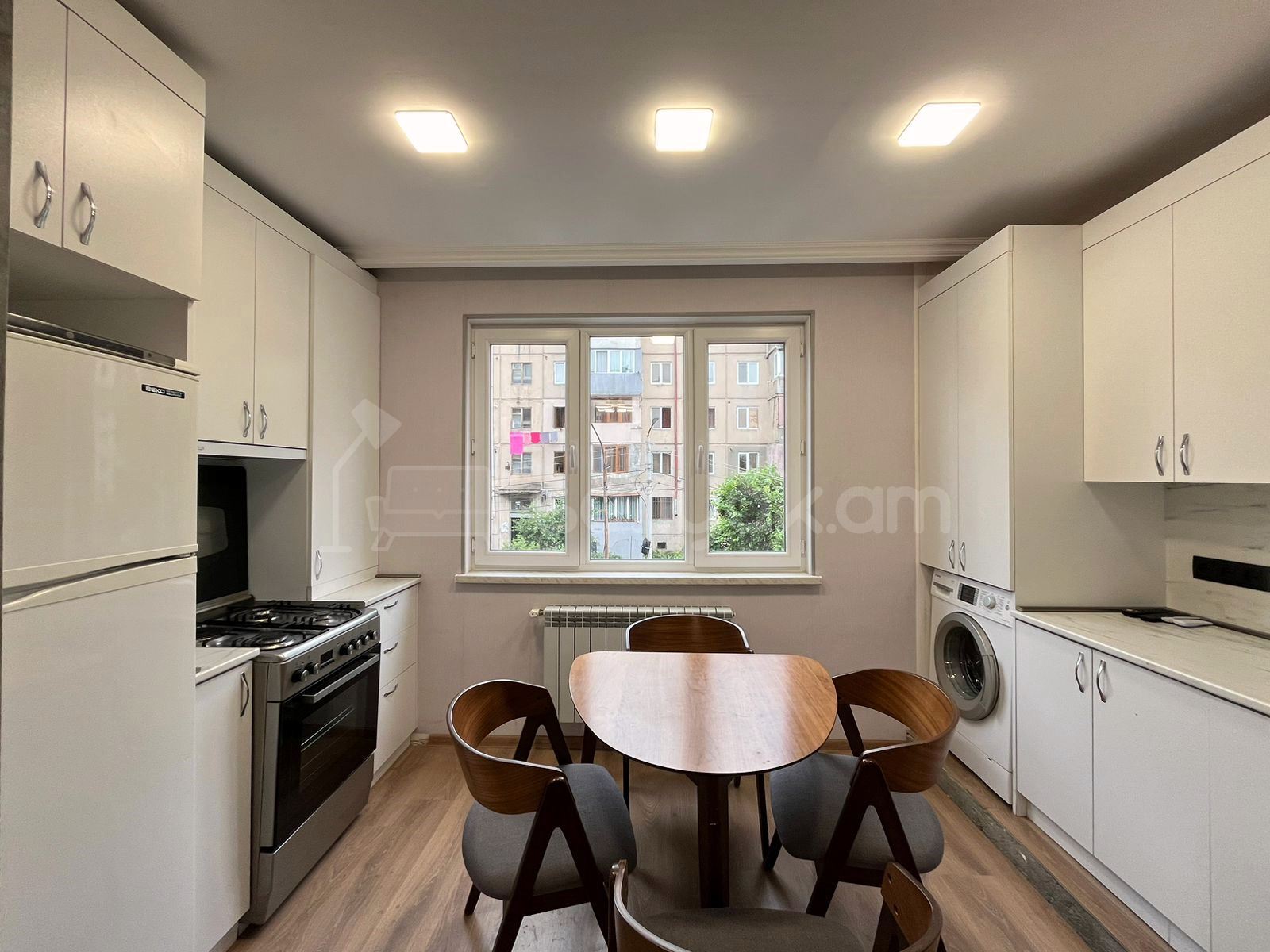 2 Սենյականոց Բնակարան Քարե Շենքում, 45քմ, 2/5 հարկ, Կապիտալ Վերանորոգված, Կահավորված, Արևկող