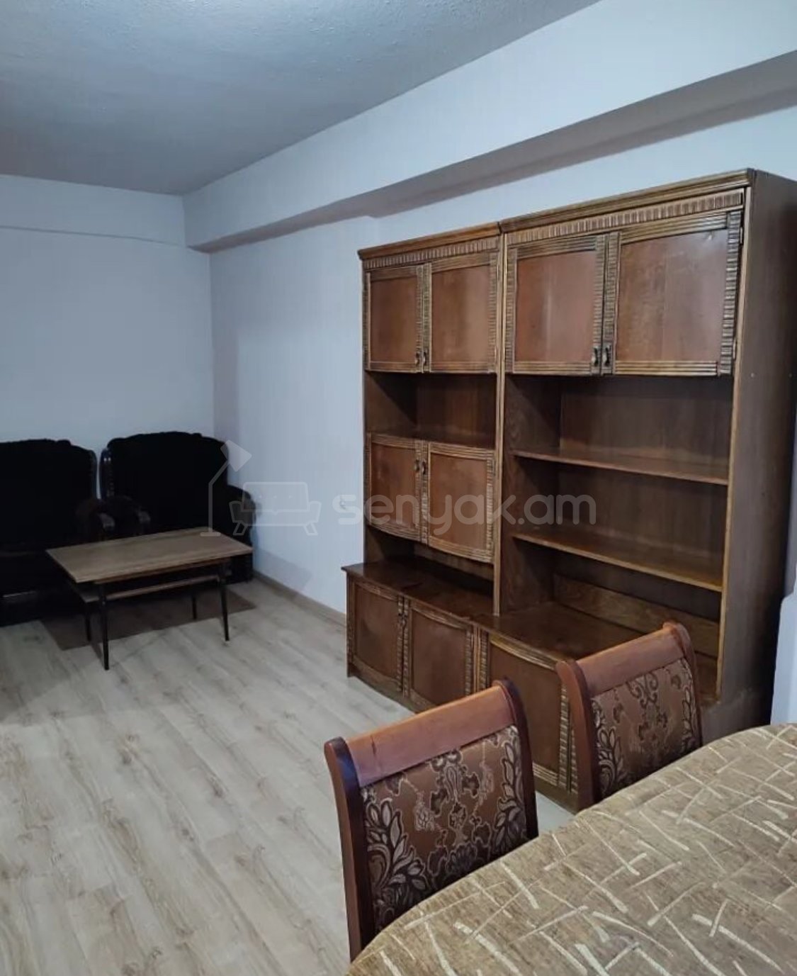 3 Սենյականոց Բնակարան, 95քմ, 3/3 հարկ, Կապիտալ Վերանորոգված, Կահավորված