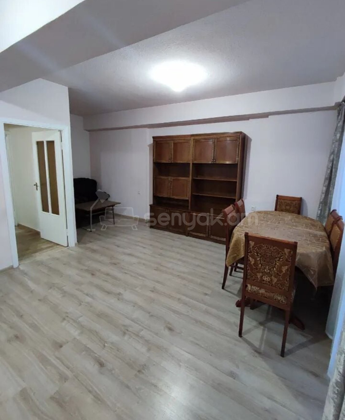 3 Սենյականոց Բնակարան, 95քմ, 3/3 հարկ, Կապիտալ Վերանորոգված, Կահավորված