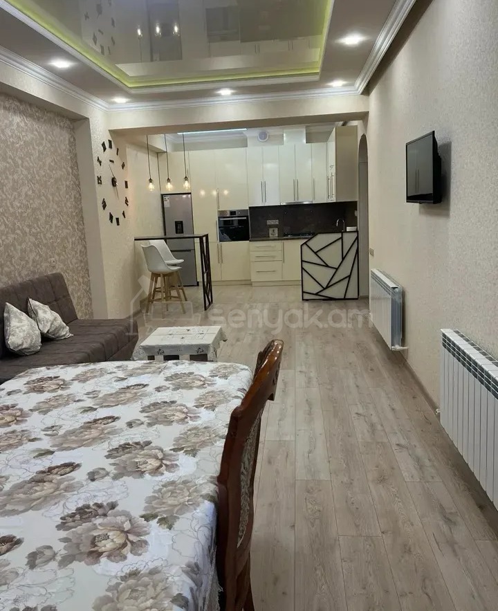 3 Սենյականոց Բնակարան Նորակառույցում, 95քմ, 3/13 հարկ, Կապիտալ Վերանորոգված