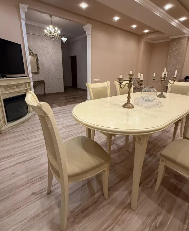 3 Սենյականոց Բնակարան Նորակառույցում, 100քմ, 10/12 հարկ, Դիզայներական Վերանորոգված, Կահավորված