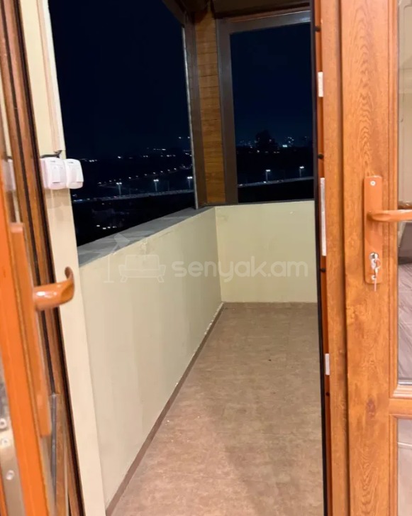 3 Սենյականոց Բնակարան Նորակառույցում, 100քմ, 10/12 հարկ, Դիզայներական Վերանորոգված, Կահավորված