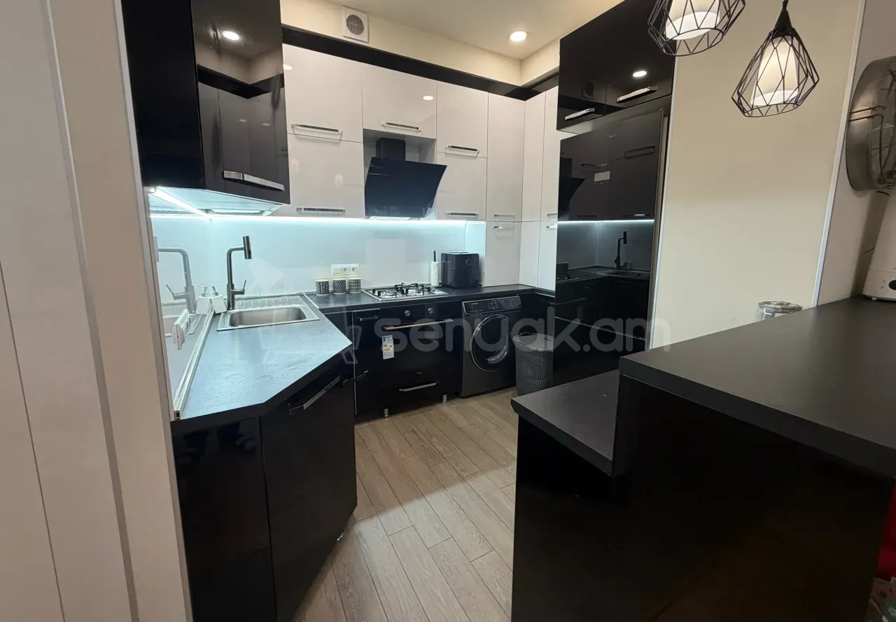 2 Սենյականոց Բնակարան Նորակառույցում, 66քմ, 2/15 հարկ, Կապիտալ Վերանորոգված