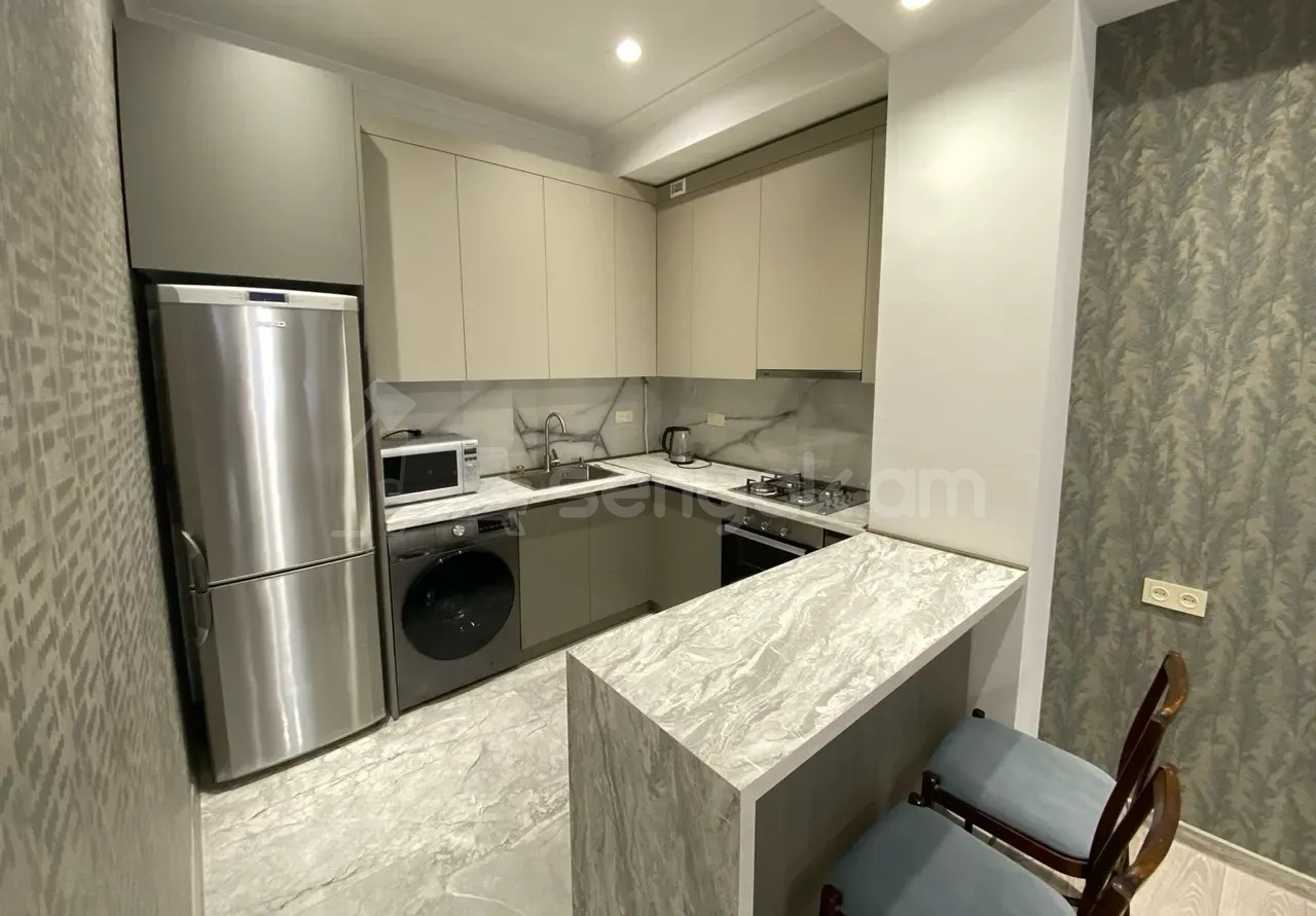 2 Սենյականոց Բնակարան Նորակառույցում, 65քմ, 6/13 հարկ, Կապիտալ Վերանորոգված, Կահավորված, Արևկող