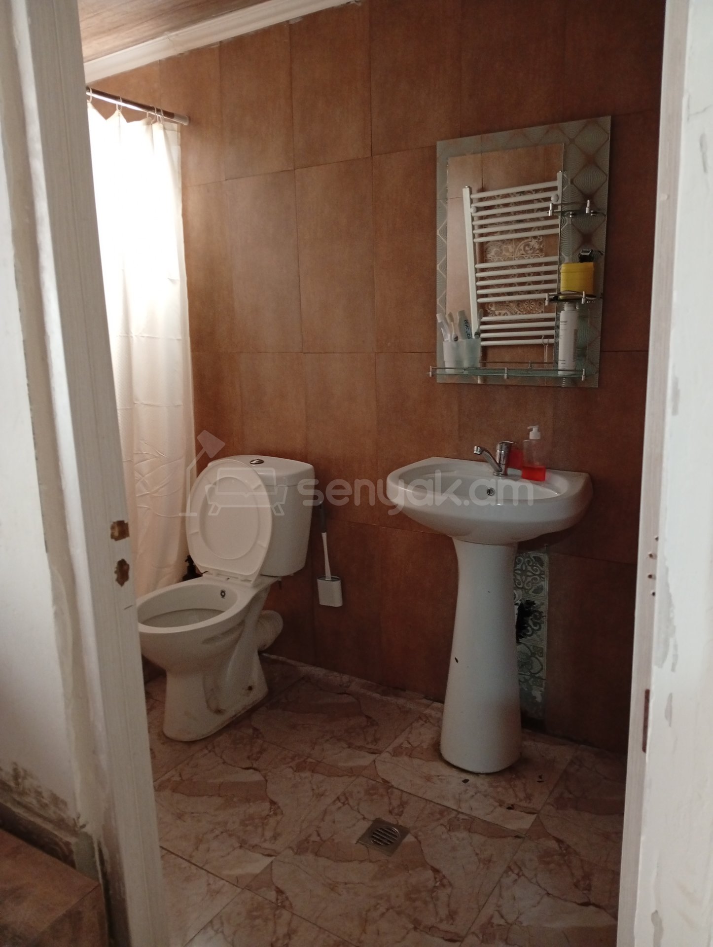 6 Սենյականոց Սեփական Տուն, 130քմ, Նորմալ Վիճակում, Ավտոտնակով