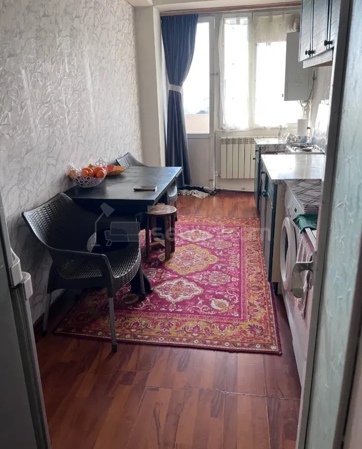 1 Սենյականոց Բնակարան Քարե Շենքում, 57քմ, 6/11 հարկ, Կապիտալ Վերանորոգված, Կահավորված