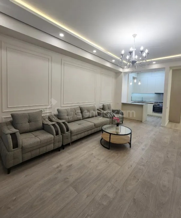 3 Սենյականոց Բնակարան Նորակառույցում, 70քմ, 3/12 հարկ, Դիզայներական Վերանորոգված, Կահավորված