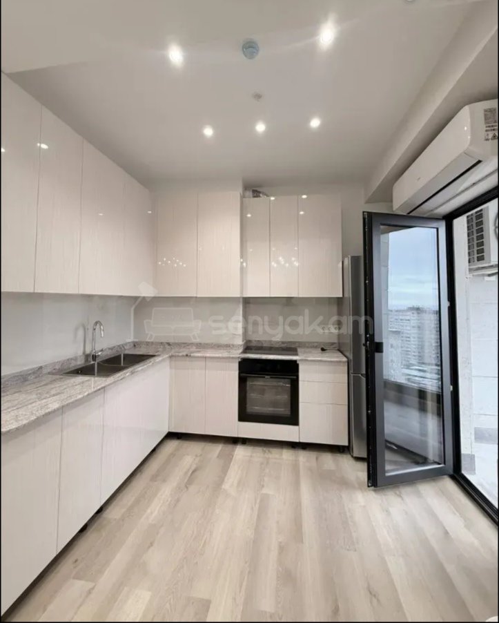 3 Սենյականոց Բնակարան, 70քմ, 5/17 հարկ, Դիզայներական Վերանորոգված, Կահավորված