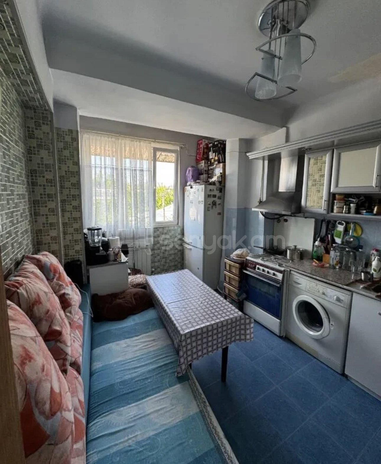 2 Սենյականոց Բնակարան, 42քմ, 3/9 հարկ, Կոսմետիկ Վերանորոգված