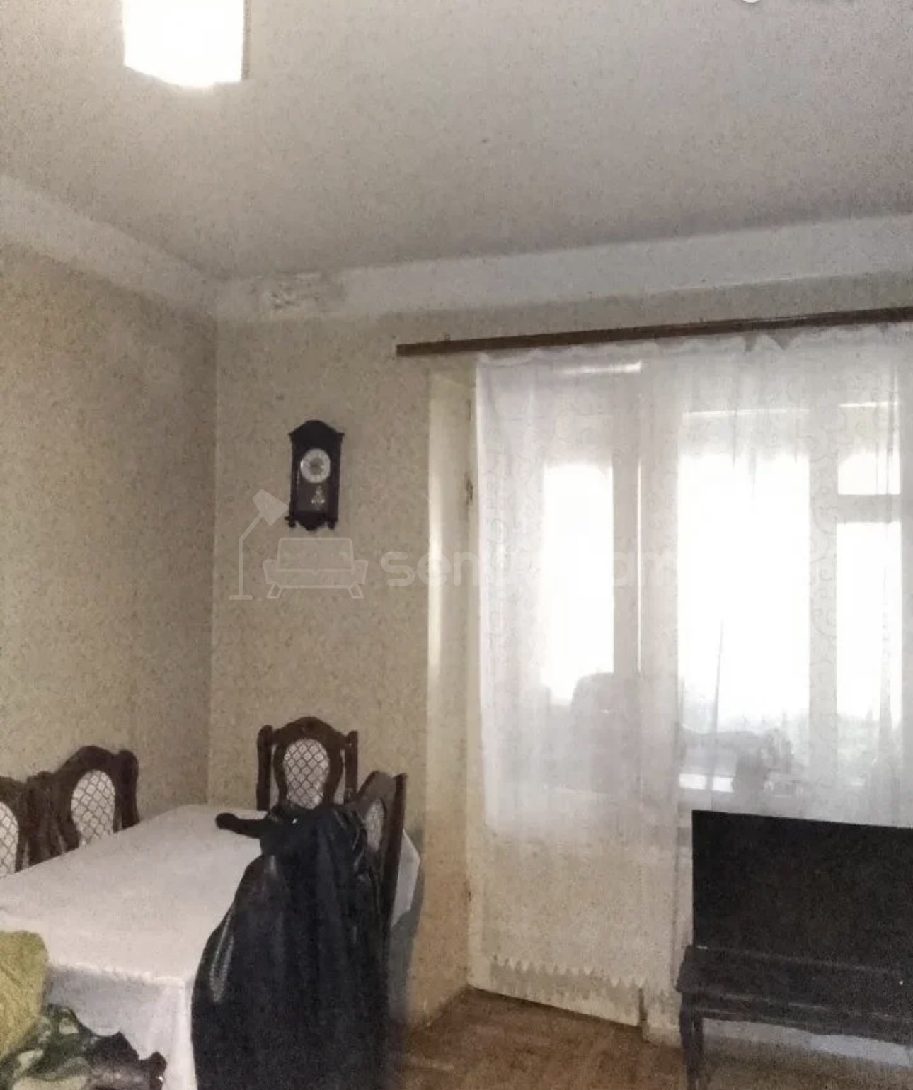 1 Սենյականոց Բնակարան Քարե Շենքում, 42քմ, 5/5 հարկ, Պետական Վիճակում