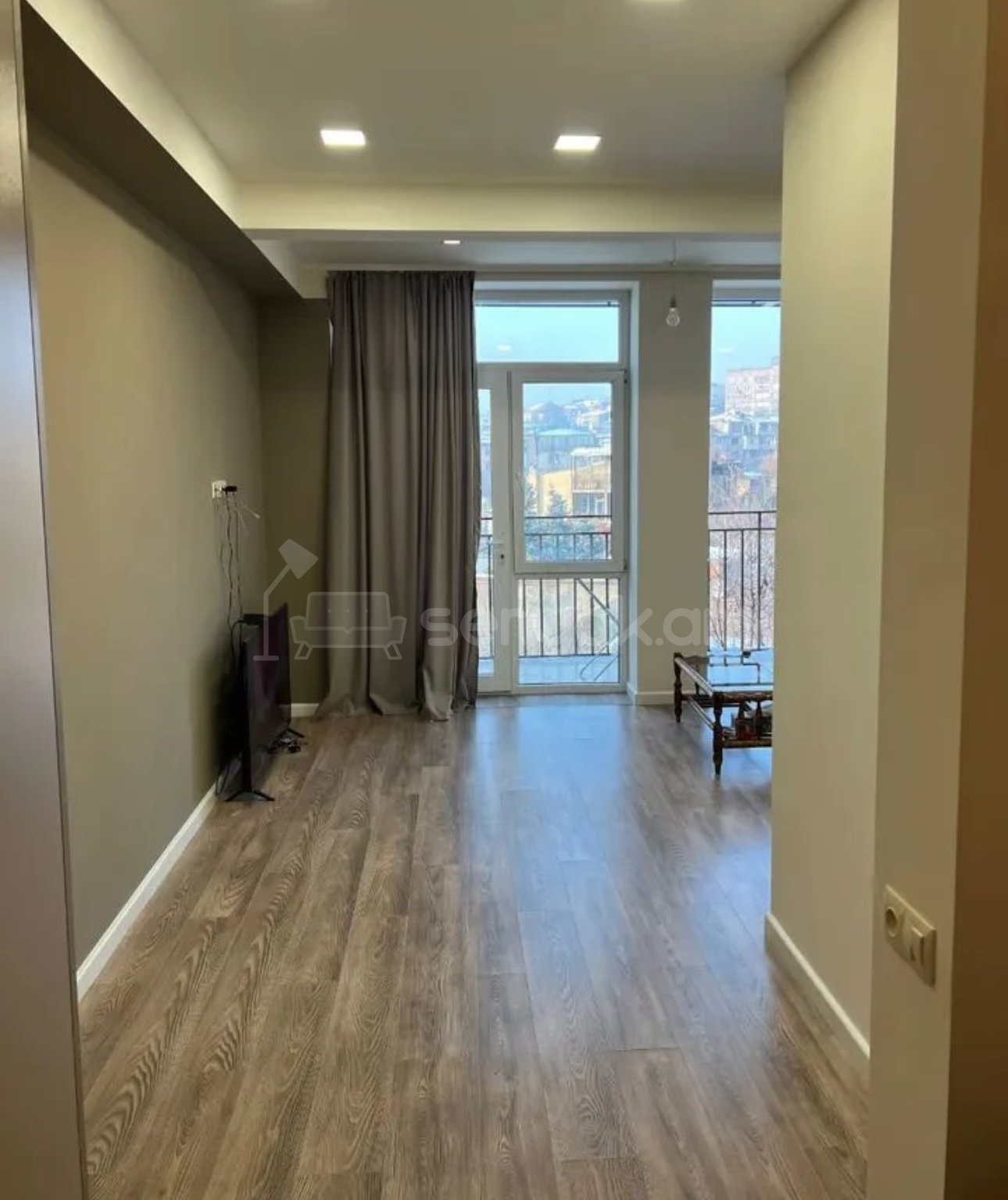 1 Սենյականոց Բնակարան, 40քմ, 3/4 հարկ, Կապիտալ Վերանորոգված