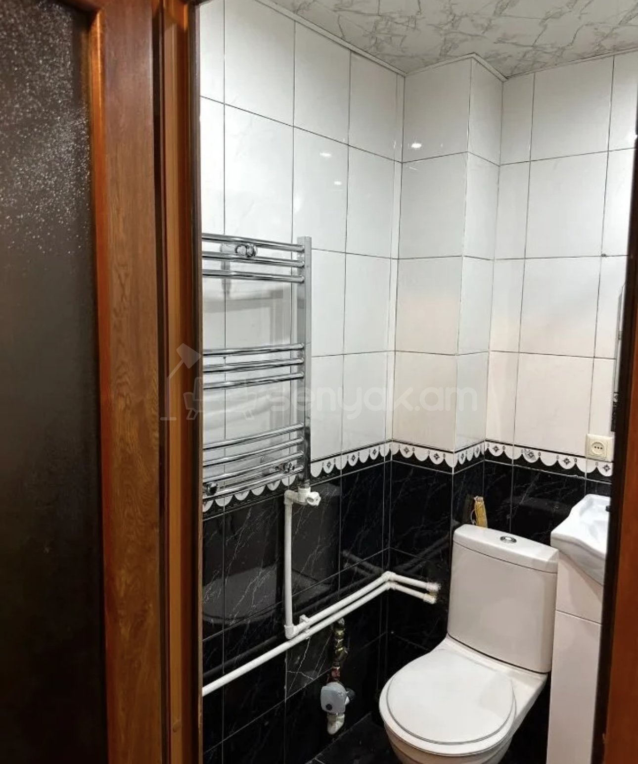 1 Սենյականոց Բնակարան Քարե Շենքում, 42քմ, 2/5 հարկ, Կոսմետիկ Վերանորոգված