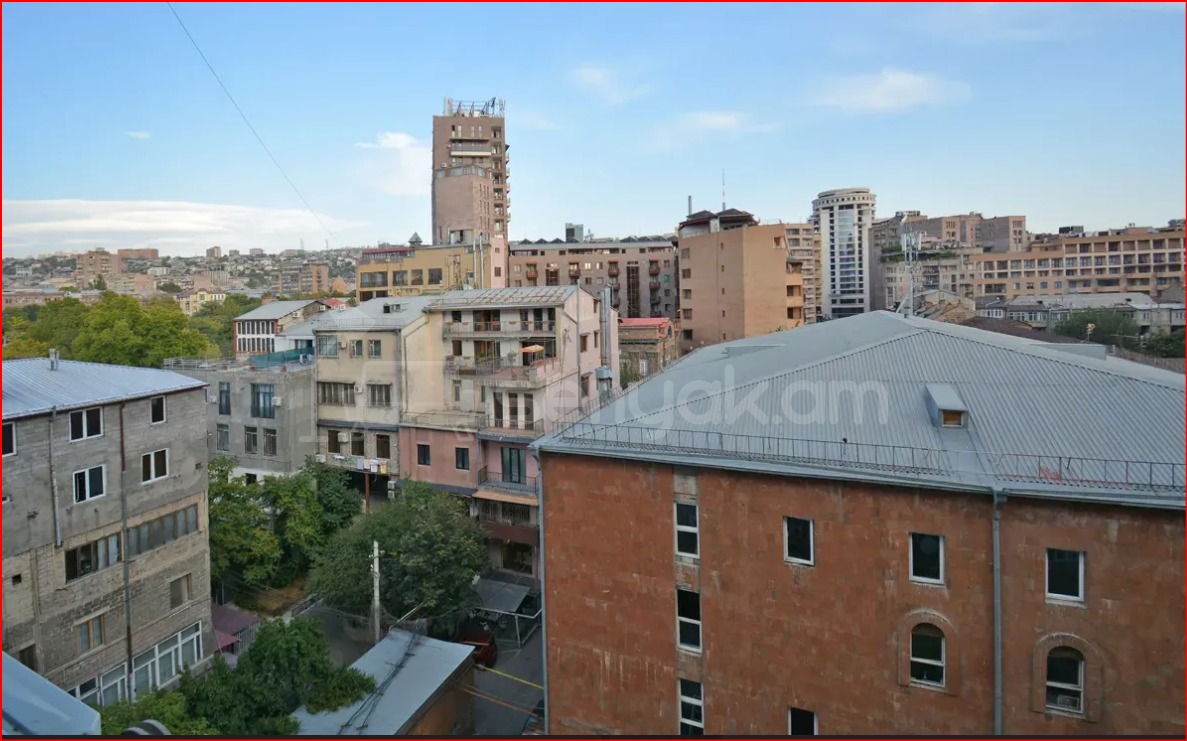 3 Սենյականոց Բնակարան Նորակառույցում, 88քմ, 8/9 հարկ, Դիզայներական Վերանորոգված, Կահավորված