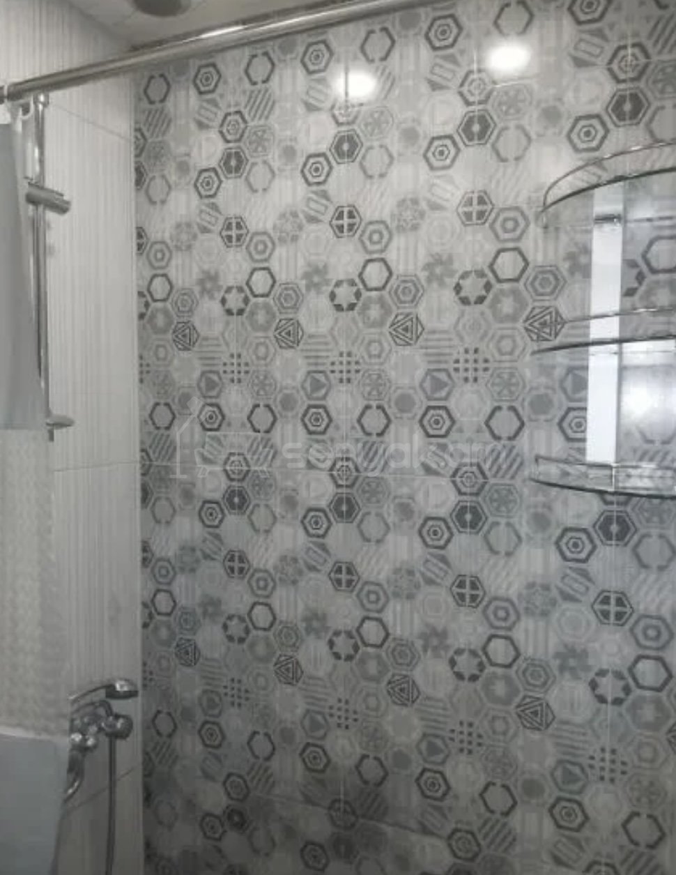 1 Սենյականոց Բնակարան Քարե Շենքում, 30քմ, 3/4 հարկ, Դիզայներական Վերանորոգված