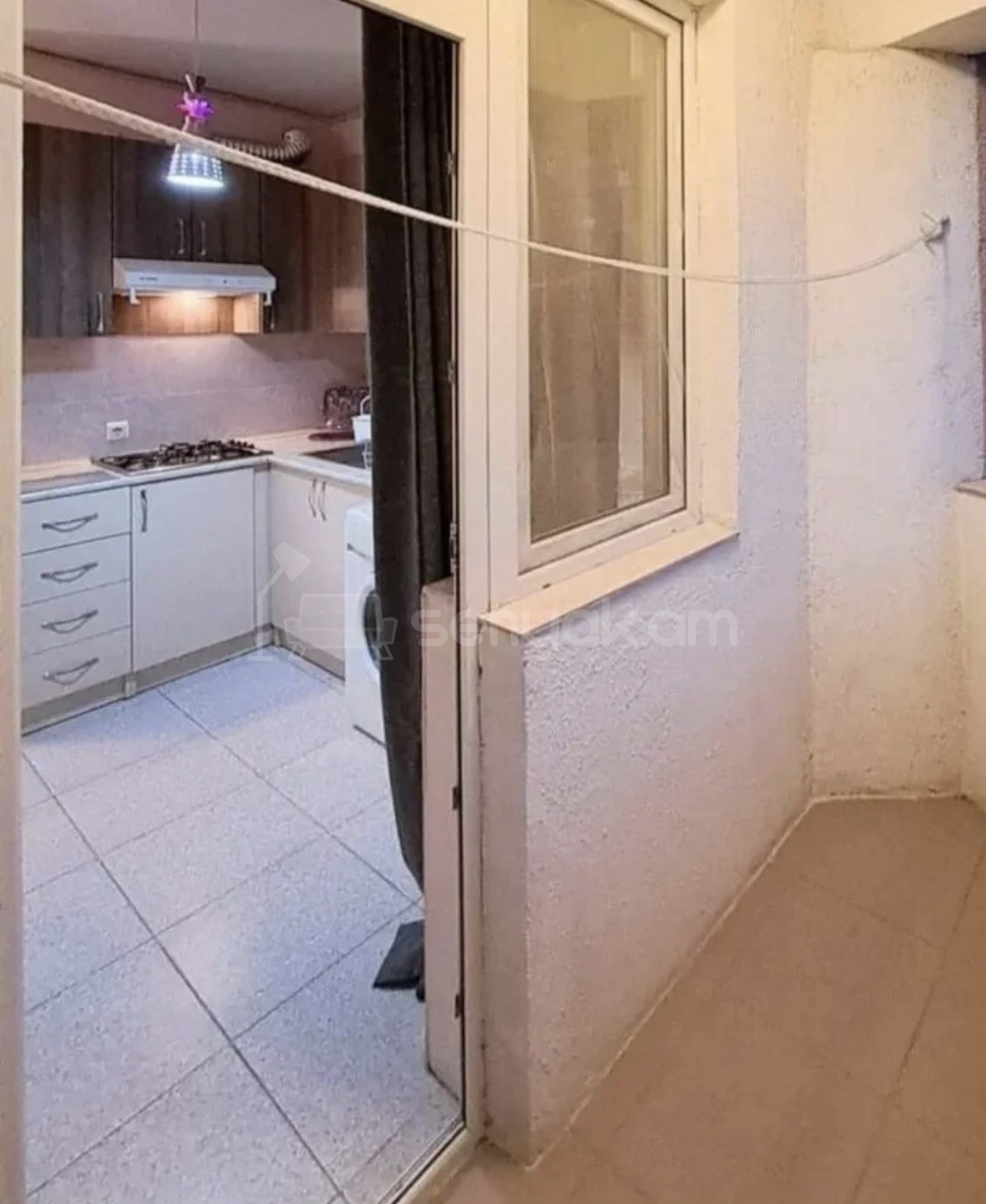 1 Սենյականոց Բնակարան Նորակառույց Քարե Շենքում, 41քմ, 3/6 հարկ, Դիզայներական Վերանորոգված