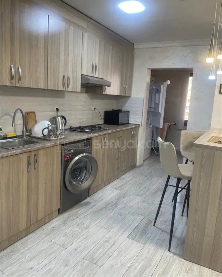 2 Սենյականոց Բնակարան, 50քմ, 7/9 հարկ, Նորմալ Վիճակում, Կահավորված