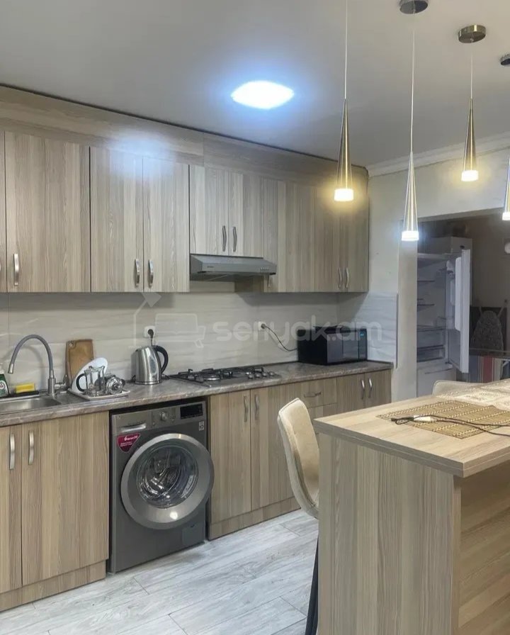 2 Սենյականոց Բնակարան, 50քմ, 7/9 հարկ, Նորմալ Վիճակում, Կահավորված